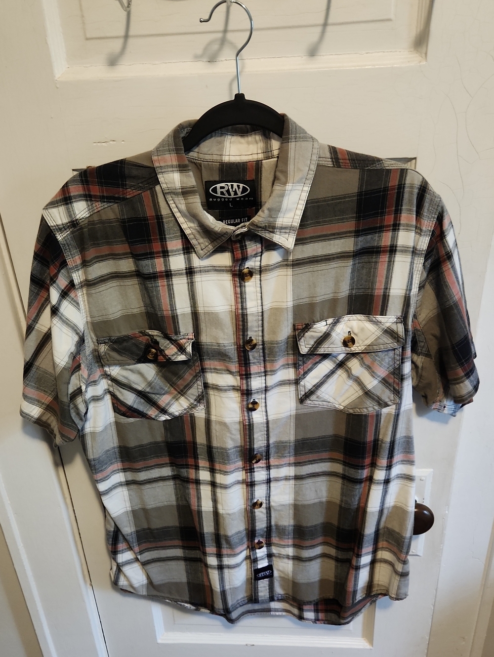 Rugged Wear Short-Sleeve Plaid Button-Up Shirt - Large